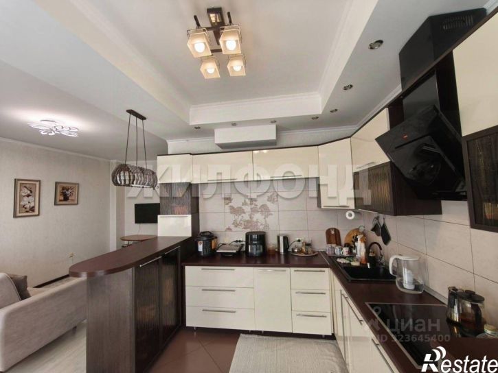 3-комн квартира пр-кт Дружбы Народов, 39,  д. 39