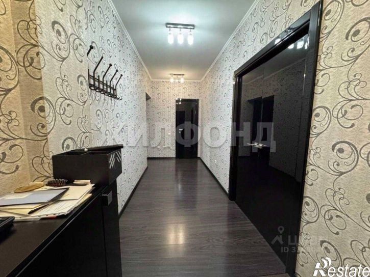 3-комн квартира улица Ломоносова, 24А,  д. 24А