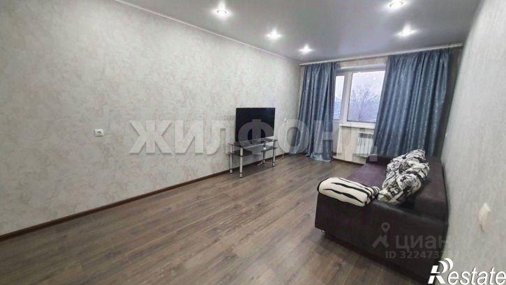 2-комн квартира улица Володарского, 1,  д. 1