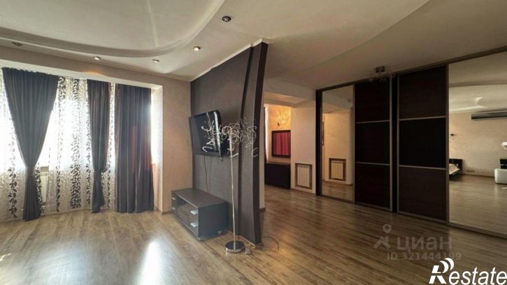 3-комн квартира улица Некрасова, 23А,  д. 23А