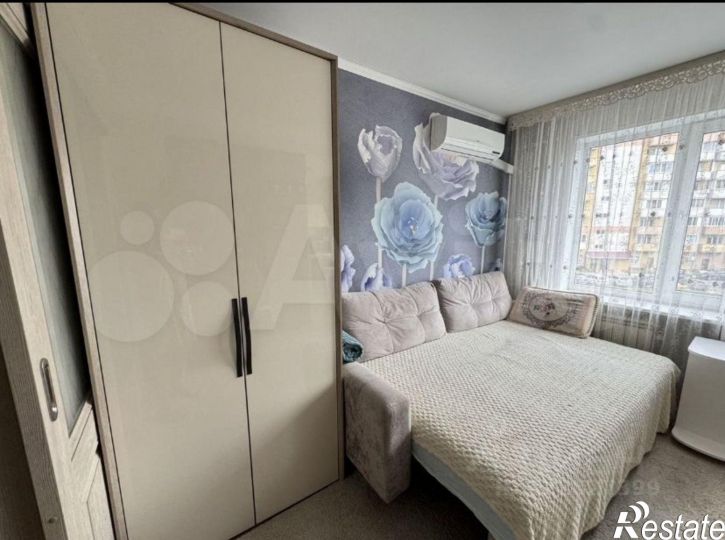 3-комн квартира Запорожская улица, 1,  д. 1