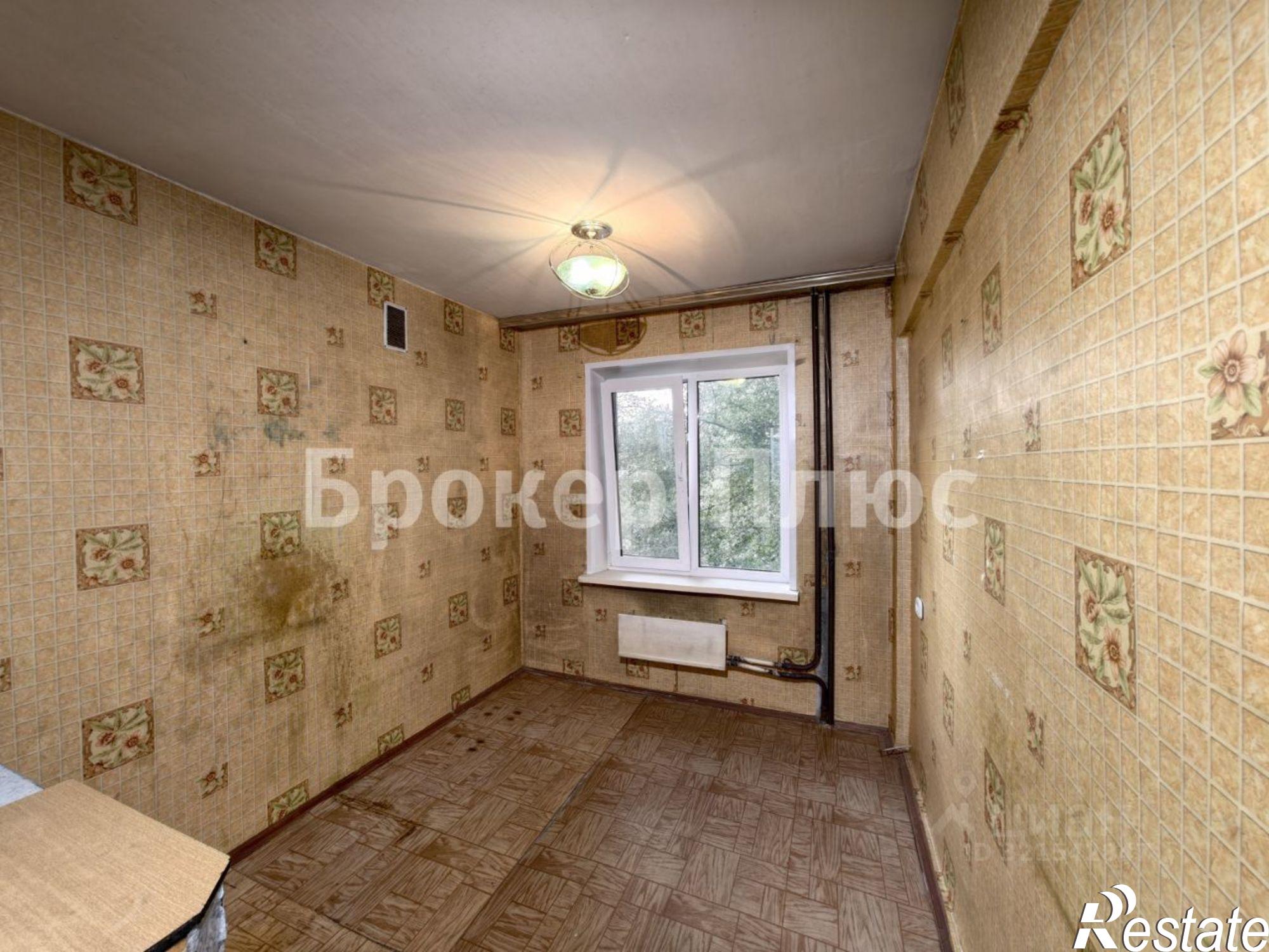 Купить квартиру за 2 900 000 рублей на улица Комарова, 8