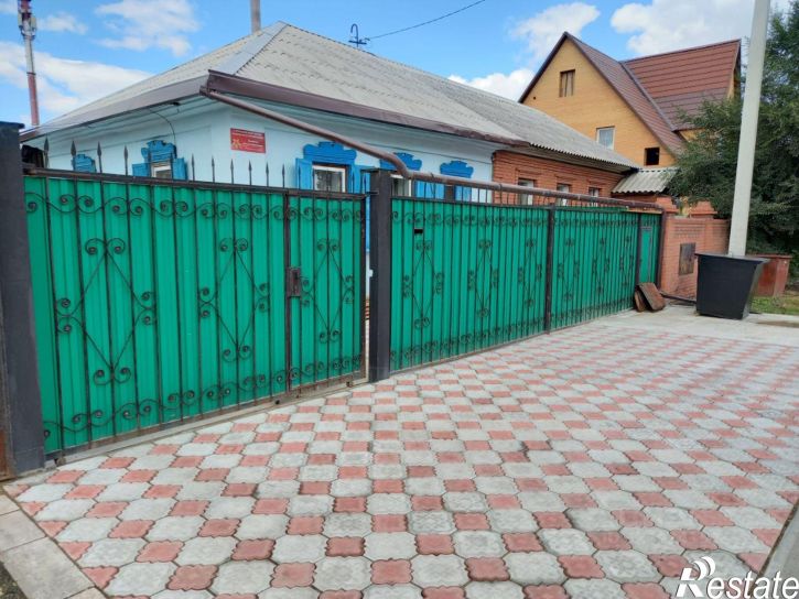 Коттедж/дом улица Катанова, 23,  д. 23