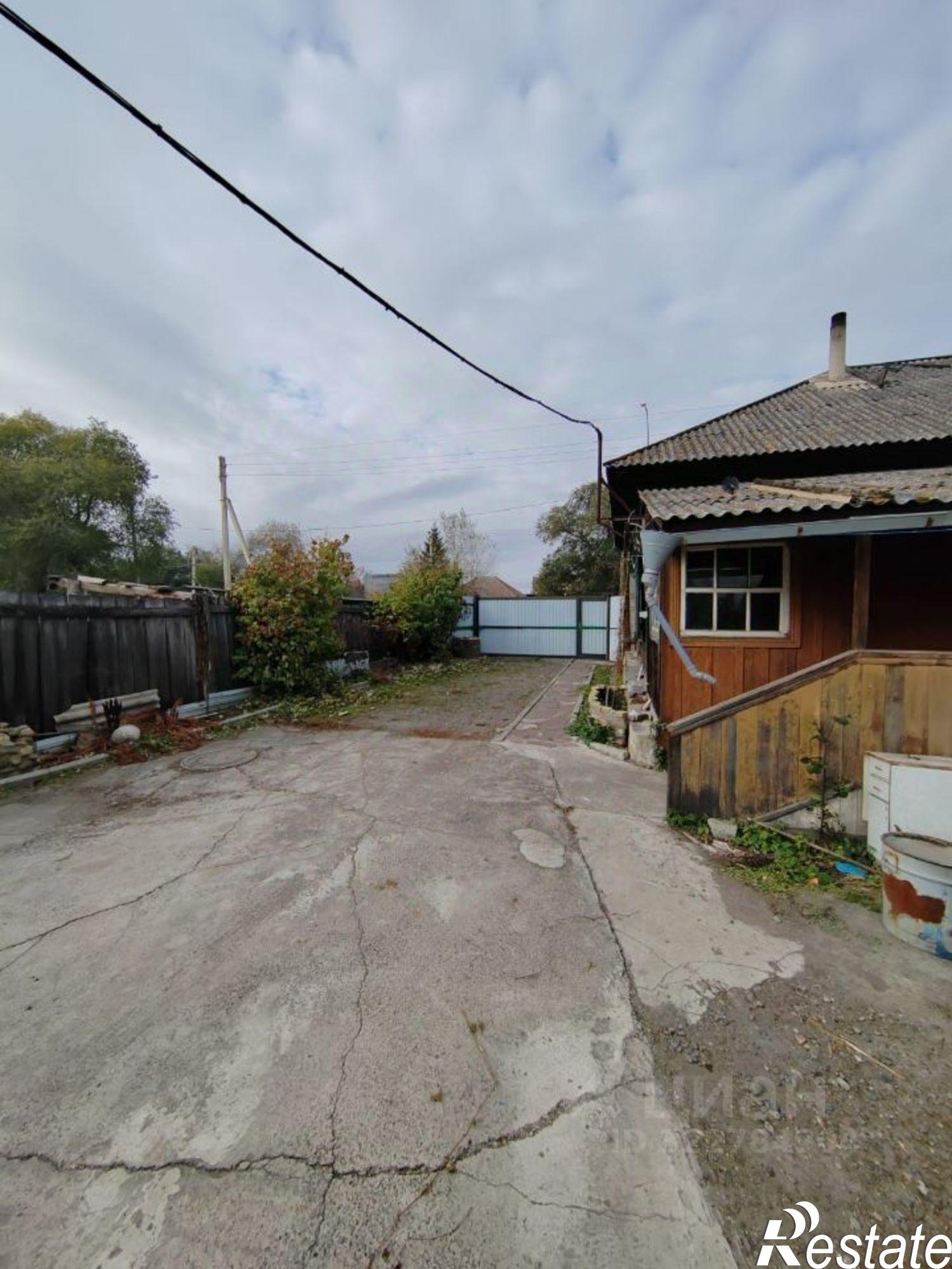 Сдать дачу, дом, коттедж за 8 000 рублей на улица Володарского, 43