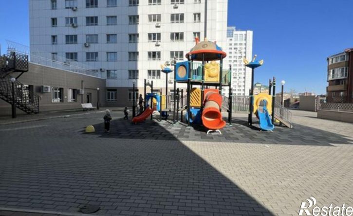 3-комн квартира пр-кт Дружбы Народов, 43,  д. 43