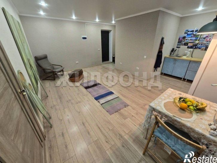 2-комн квартира пр-кт Ленина, 77,  д. 77