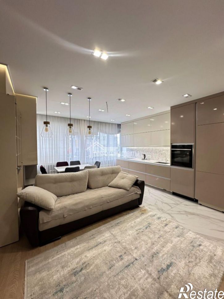 3-комн квартира проспект Дружбы Народов, 43,  д. 43