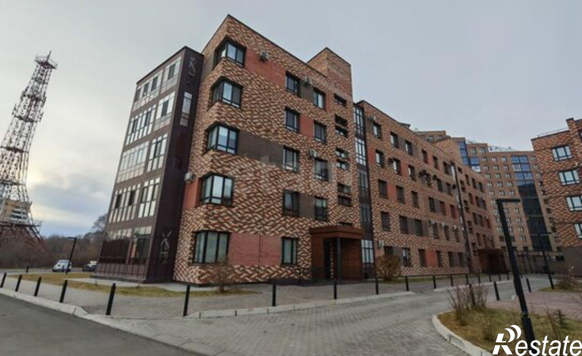 Купить квартиру за 10 500 000 рублей на улица Комарова, 5Б/1