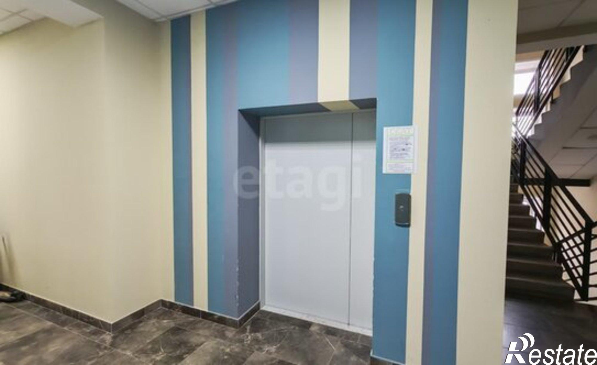 Купить квартиру за 10 500 000 рублей на улица Комарова, 5Б/1