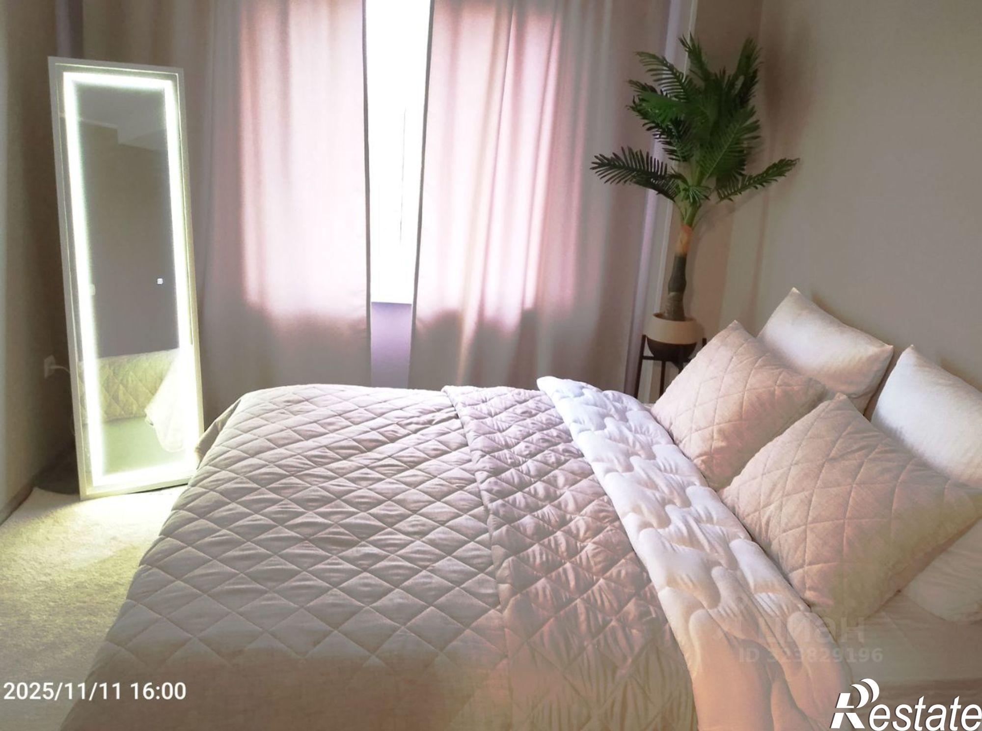 Купить квартиру за 5 300 000 рублей на Запорожская улица, 1