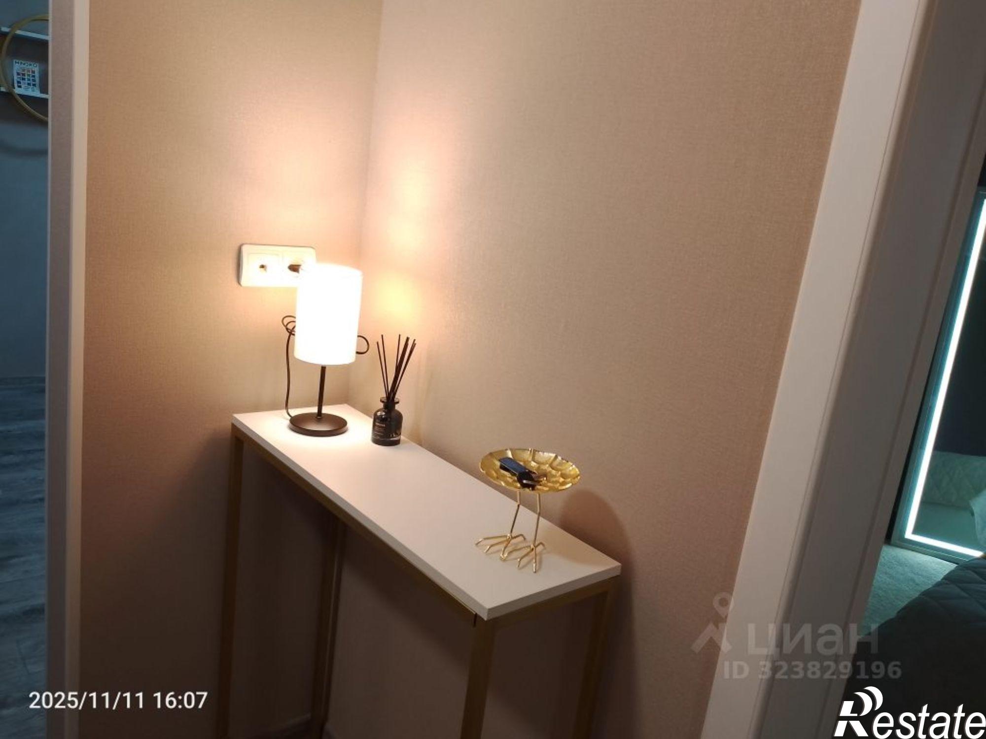 Купить квартиру за 5 300 000 рублей на Запорожская улица, 1