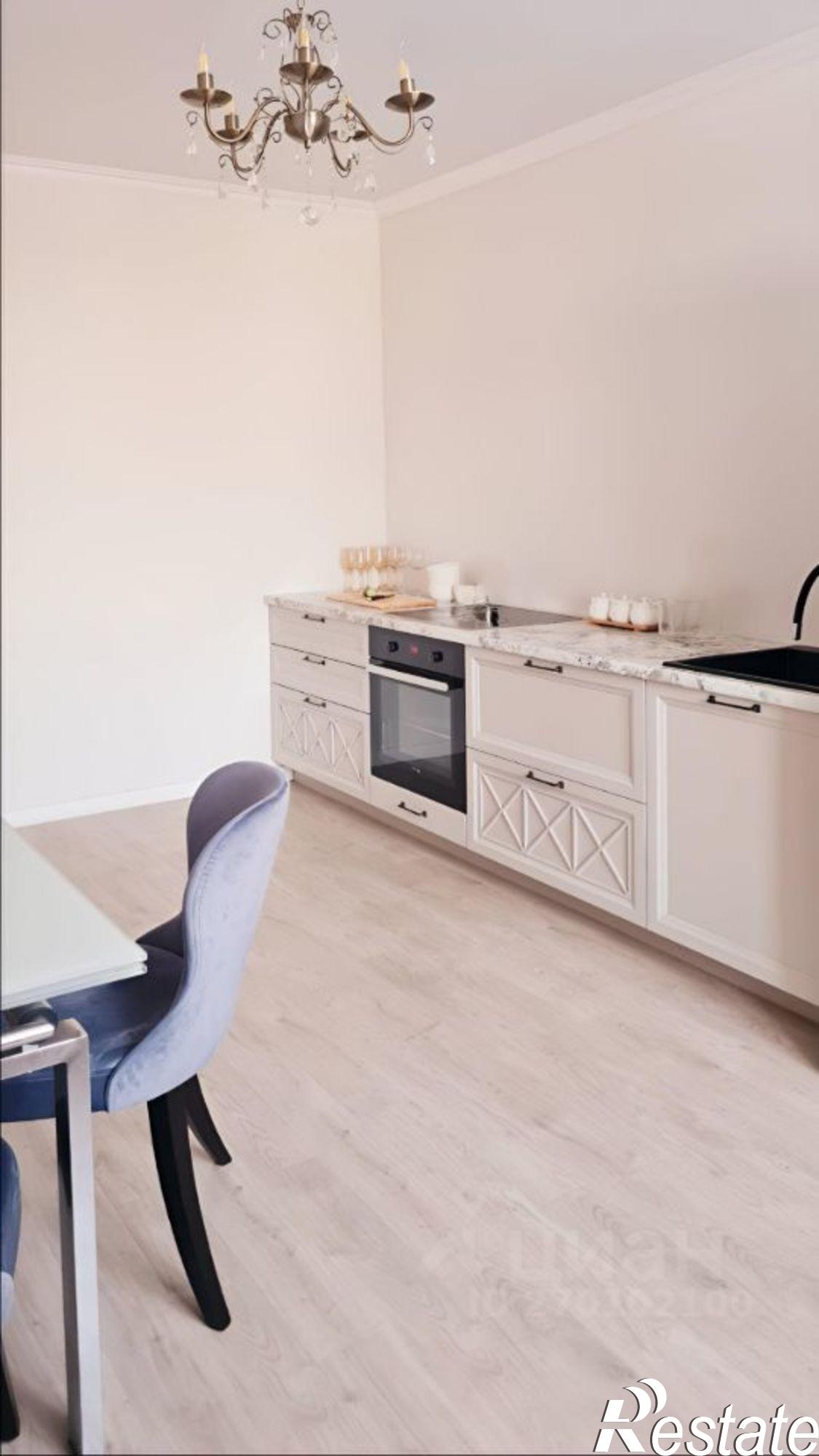 Купить квартиру за 11 700 000 рублей на ул Авиаторов, 8