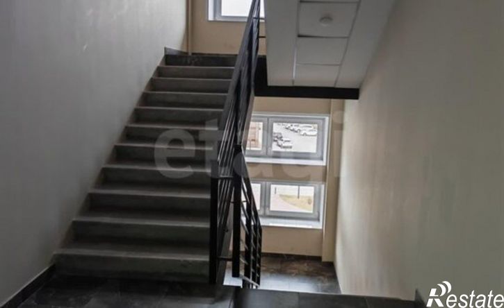 2-комн квартира улица Комарова, 5Б/1,  д. 5Б/1