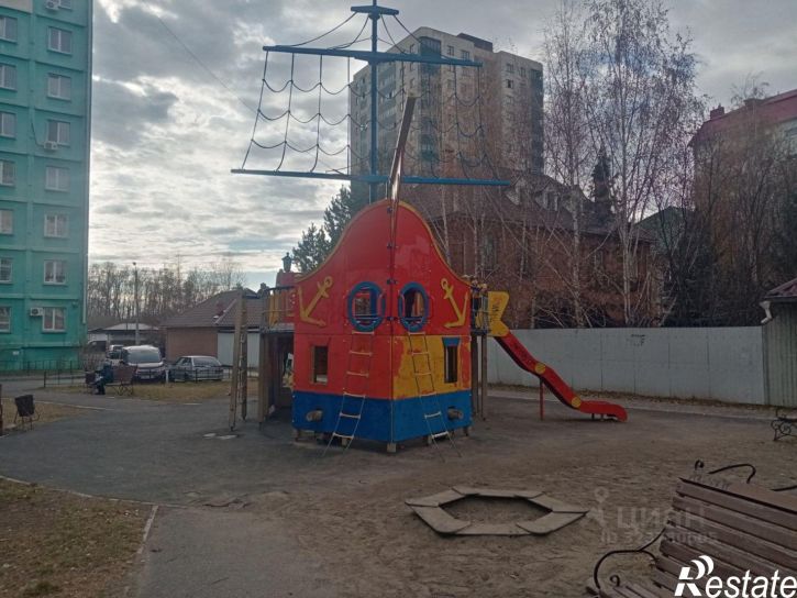 2-комн квартира улица Кирова, 105,  д. 105