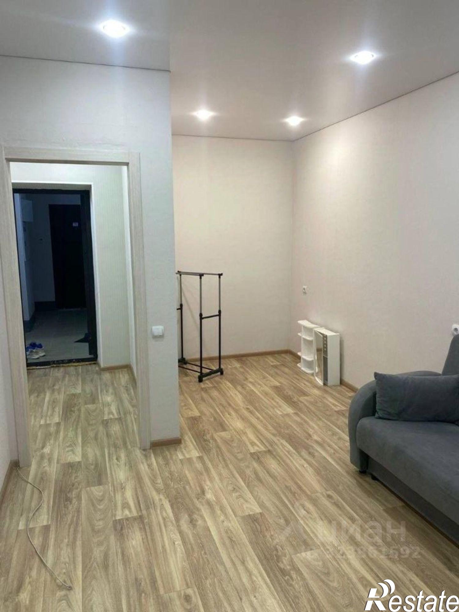 Сдать квартиру за 33 000 рублей на улица Генерала Тихонова, 6 к1