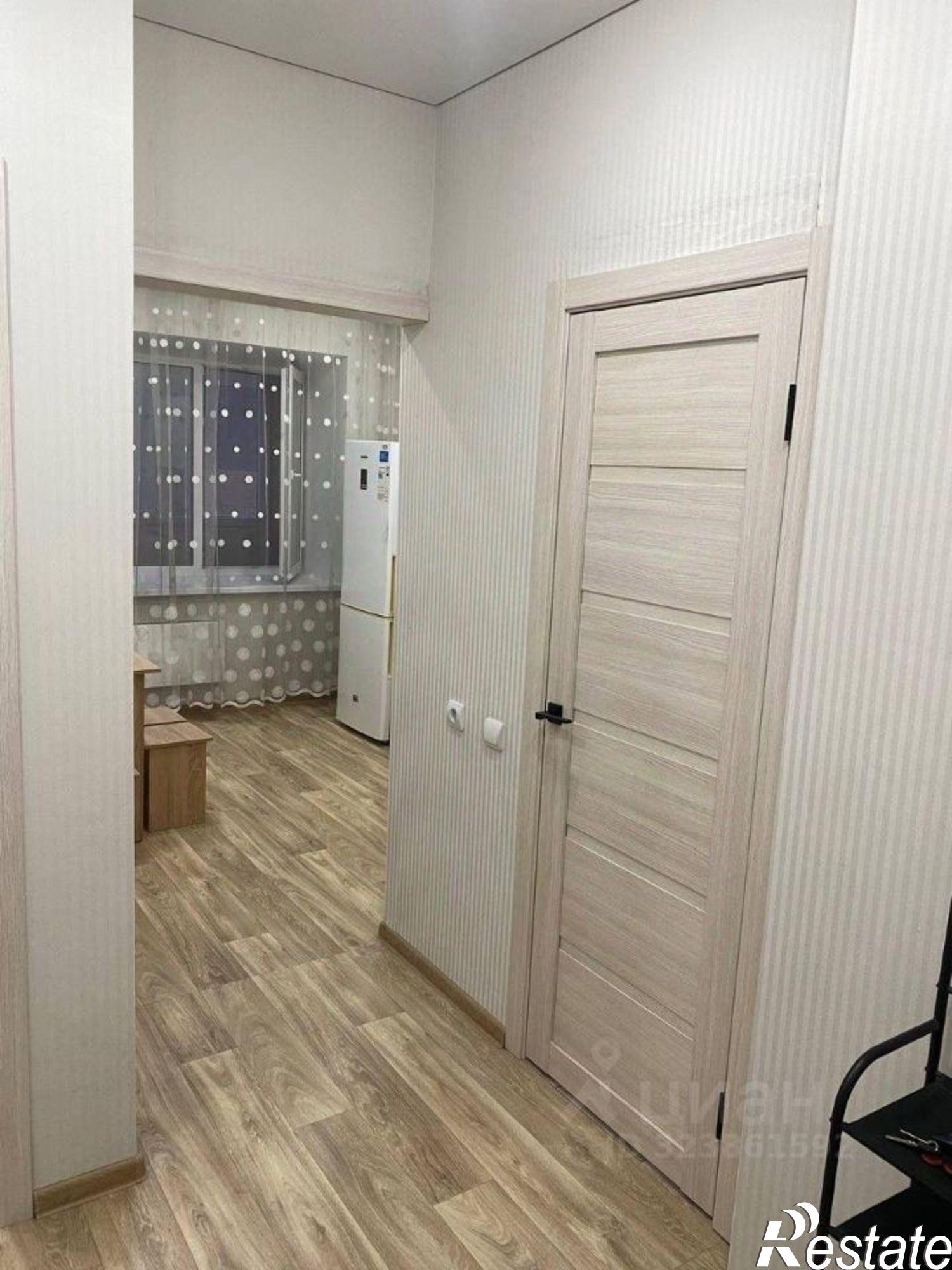 Сдать квартиру за 33 000 рублей на улица Генерала Тихонова, 6 к1