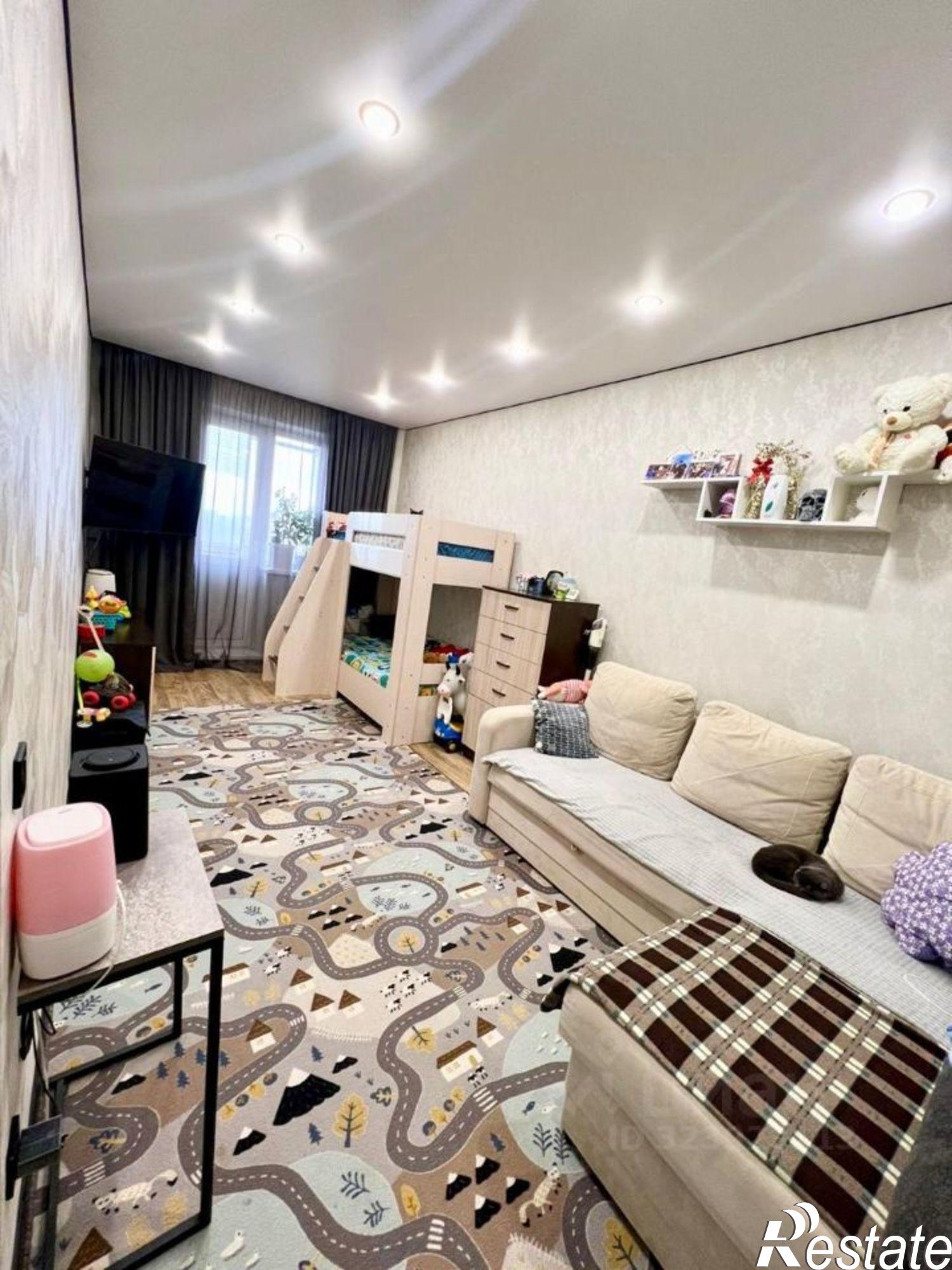 Купить квартиру за 4 200 000 рублей на улица Кирова, 107