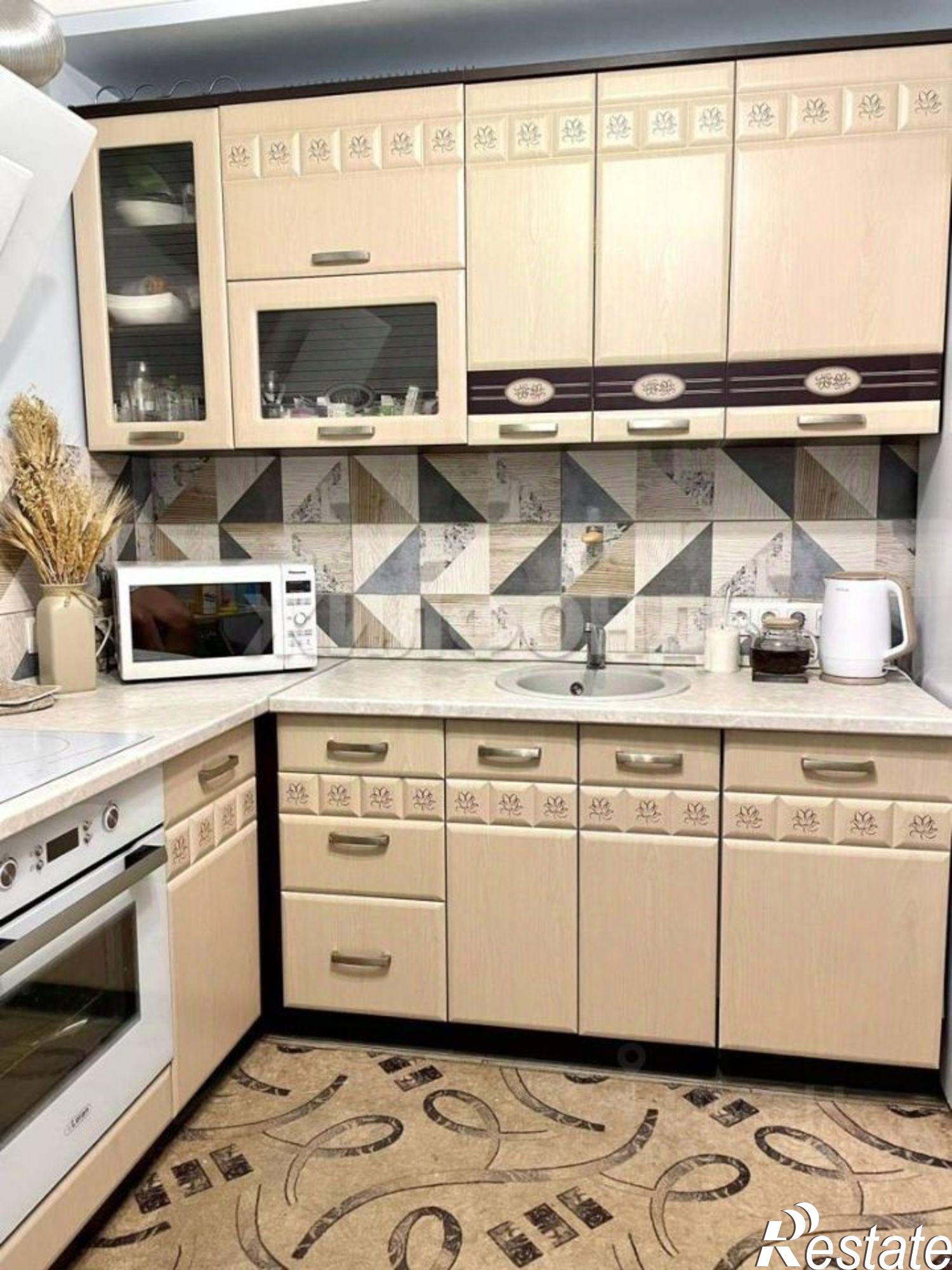 Купить квартиру за 6 400 000 рублей на улица Кати Перекрещенко, 6