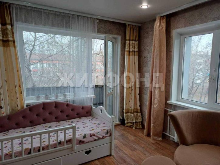 1-комн квартира Пирятинская улица, д.16