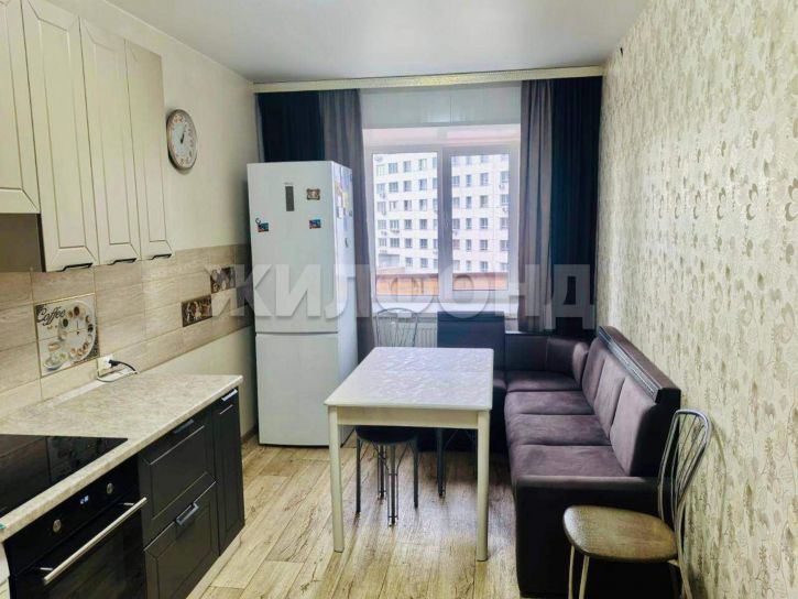 3-комн квартира Дружбы Народов проспект, д.43А