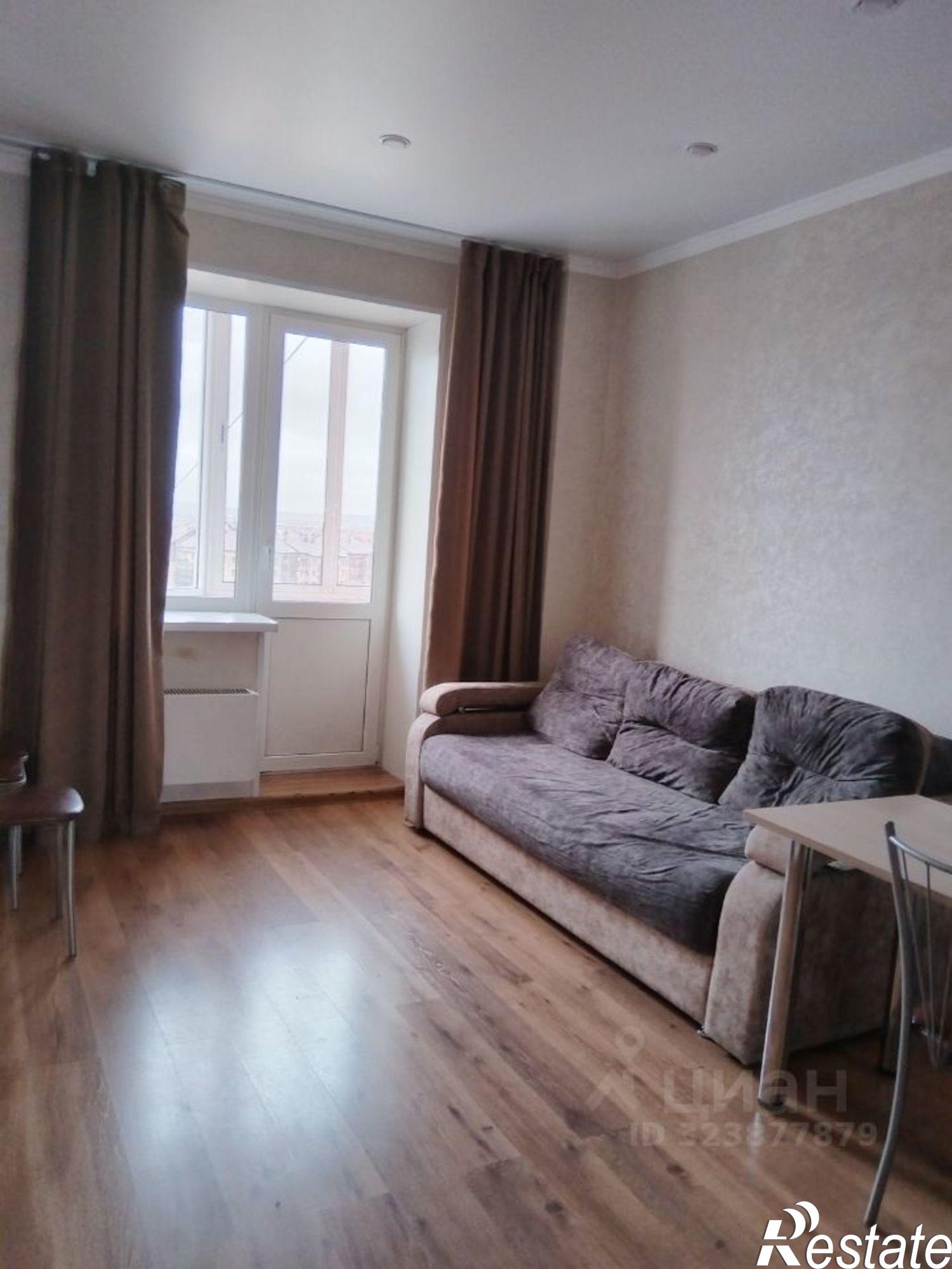 Сдать квартиру за 23 000 рублей на улица Торосова, 7 к1