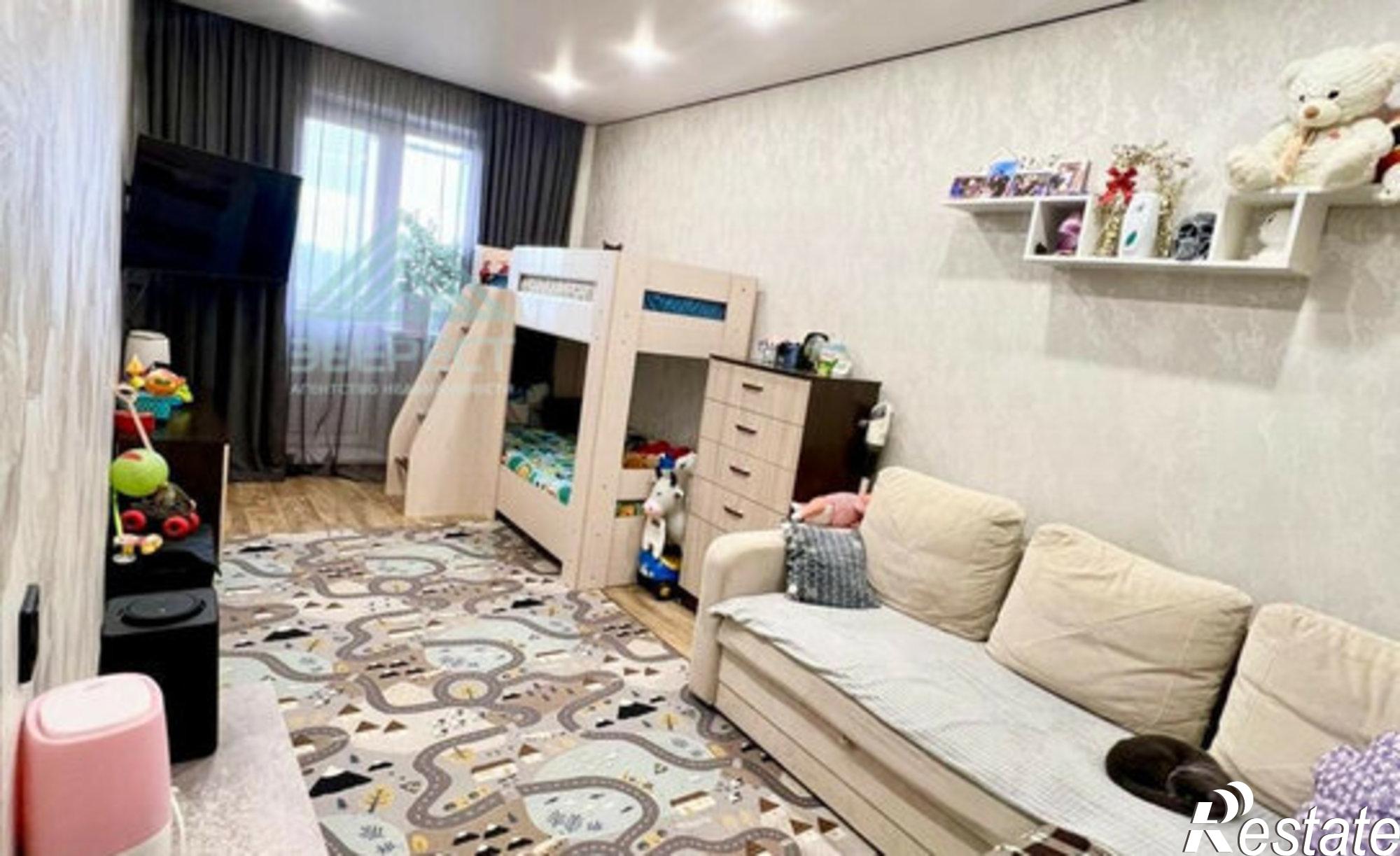 Купить квартиру за 4 200 000 рублей на ул Кирова, 107 1