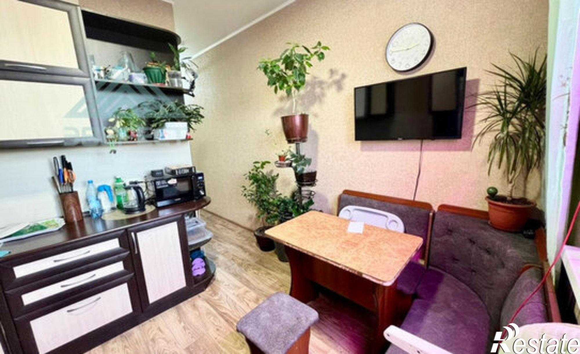 Купить квартиру за 4 200 000 рублей на ул Кирова, 107 1