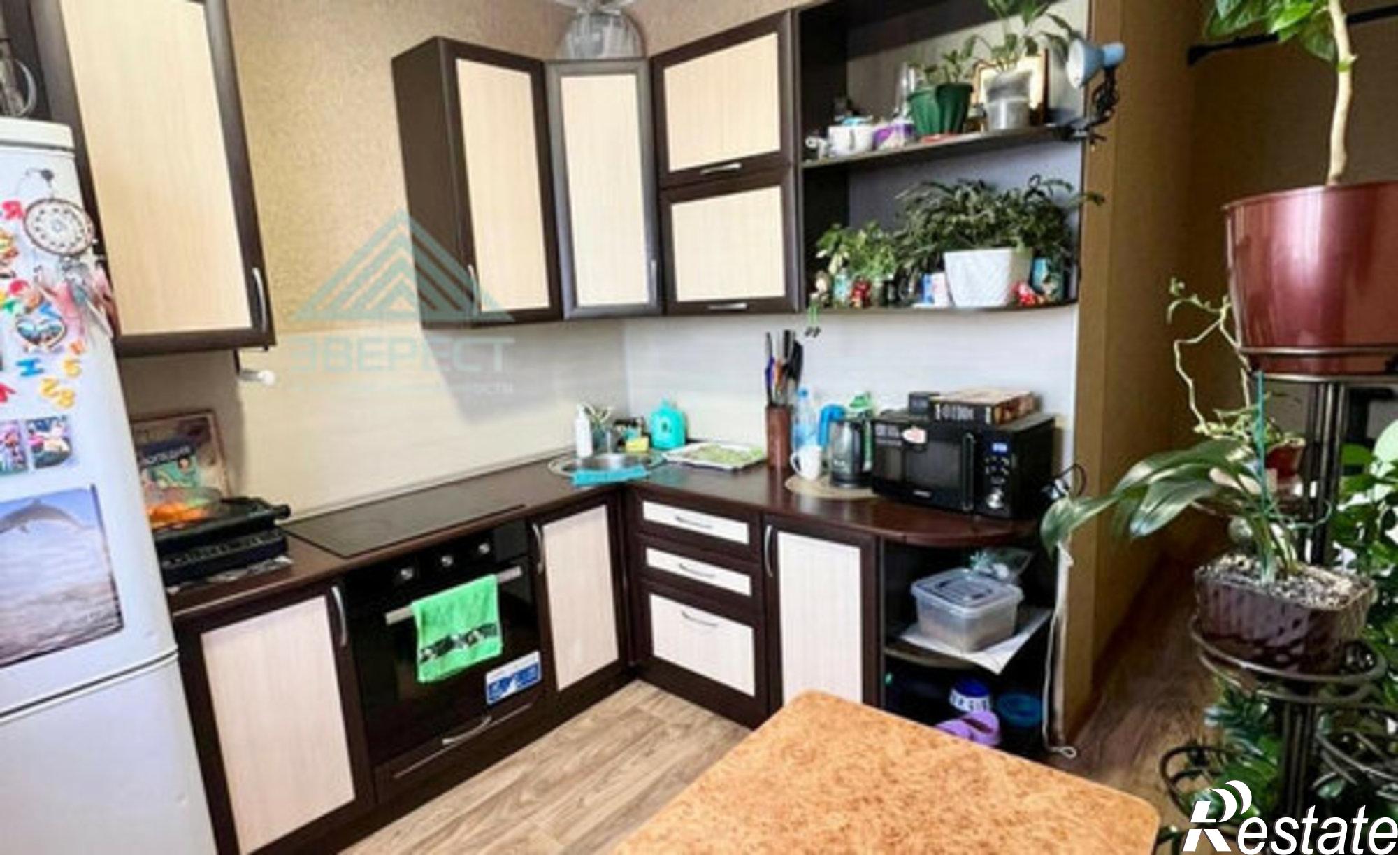 Купить квартиру за 4 200 000 рублей на ул Кирова, 107 1