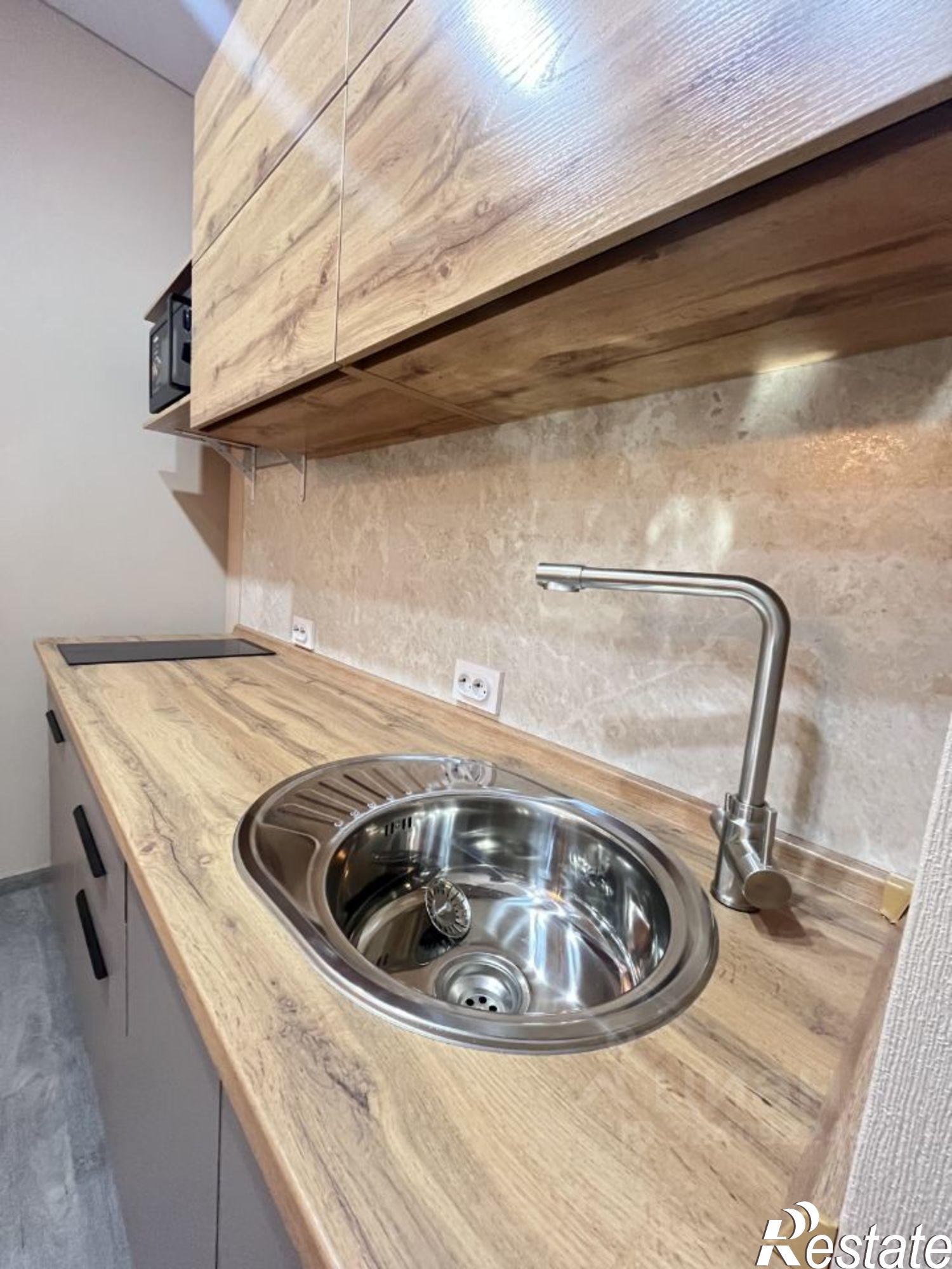 Сдать квартиру за 33 000 рублей на улица Комарова, 7