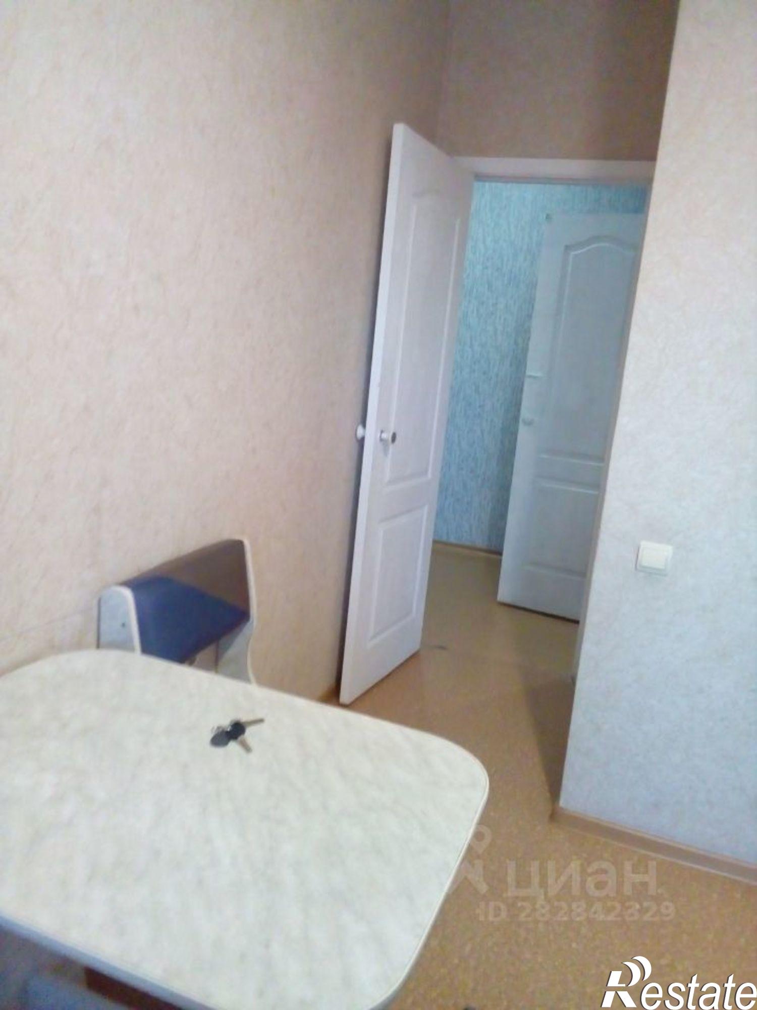 Сдать квартиру за 23 000 рублей на проспект Дружбы Народов, 52