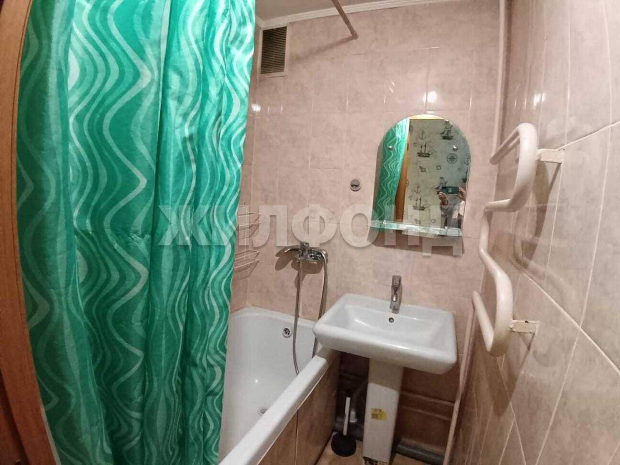 Купить квартиру за 4 000 000 рублей на Крылова улица, д.77