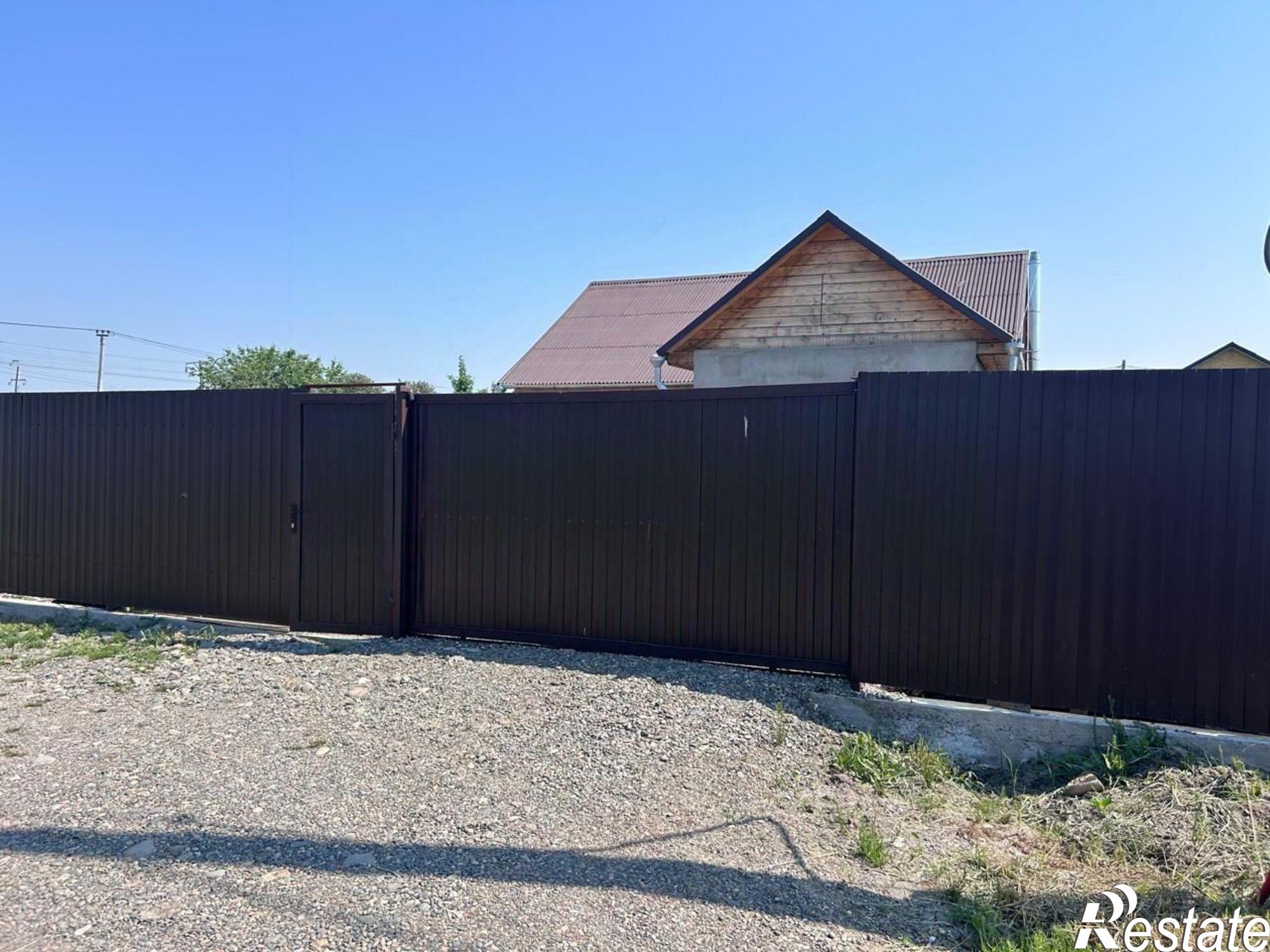 Купить дачу, дом, коттедж за 4 180 000 рублей на ул Центральная