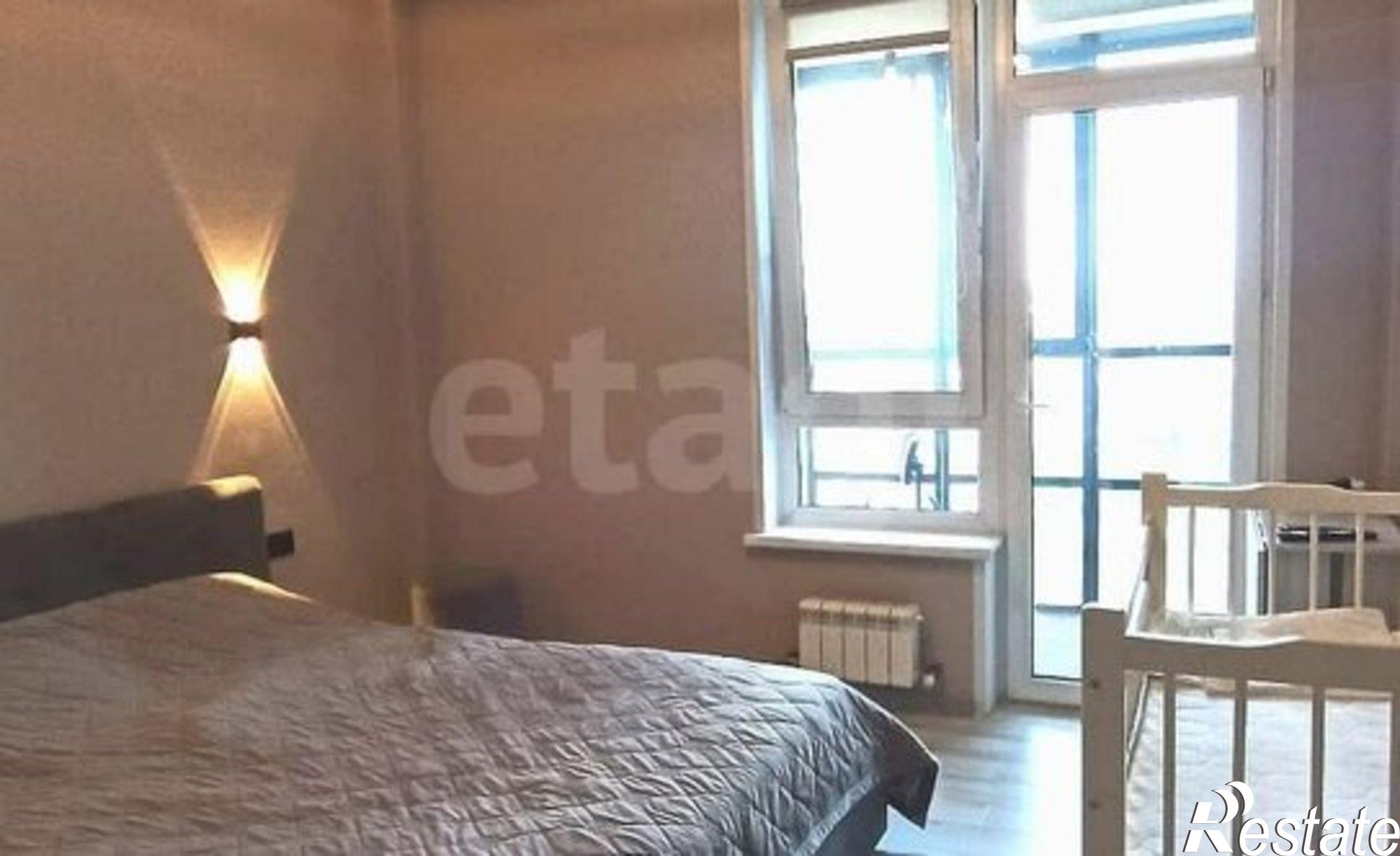 Купить квартиру за 13 500 000 рублей на улица Комарова, 7