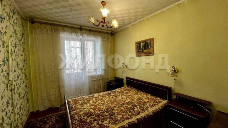 3-комн квартира Чкалова улица, д.13а