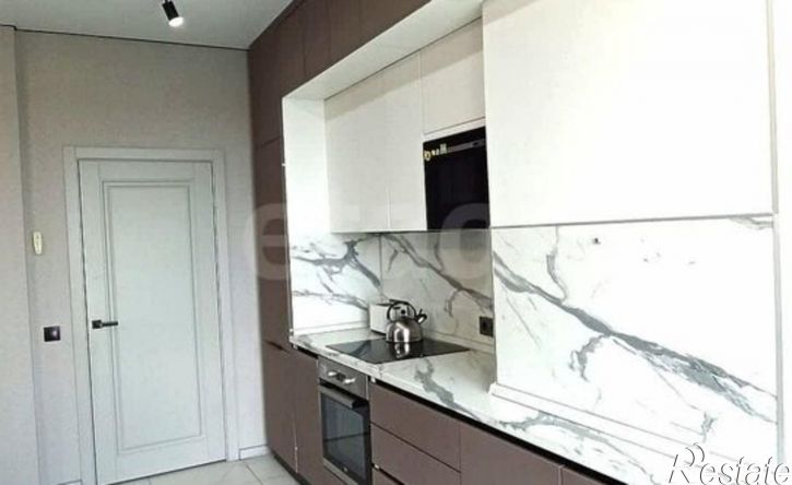 2-комн квартира улица Комарова, 7,  д. 7