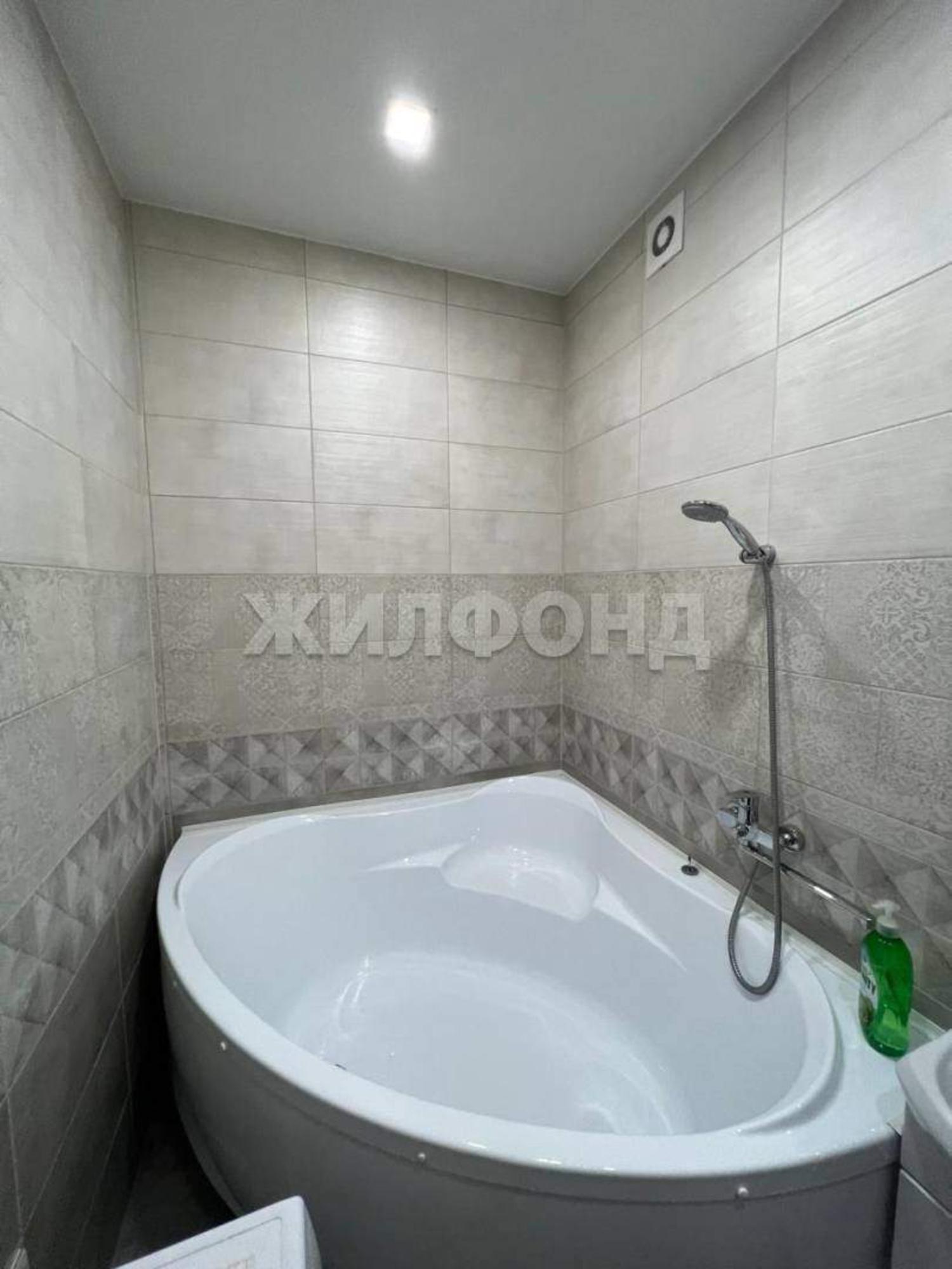 Купить студию за 3 500 000 рублей на Некрасова улица, д.45