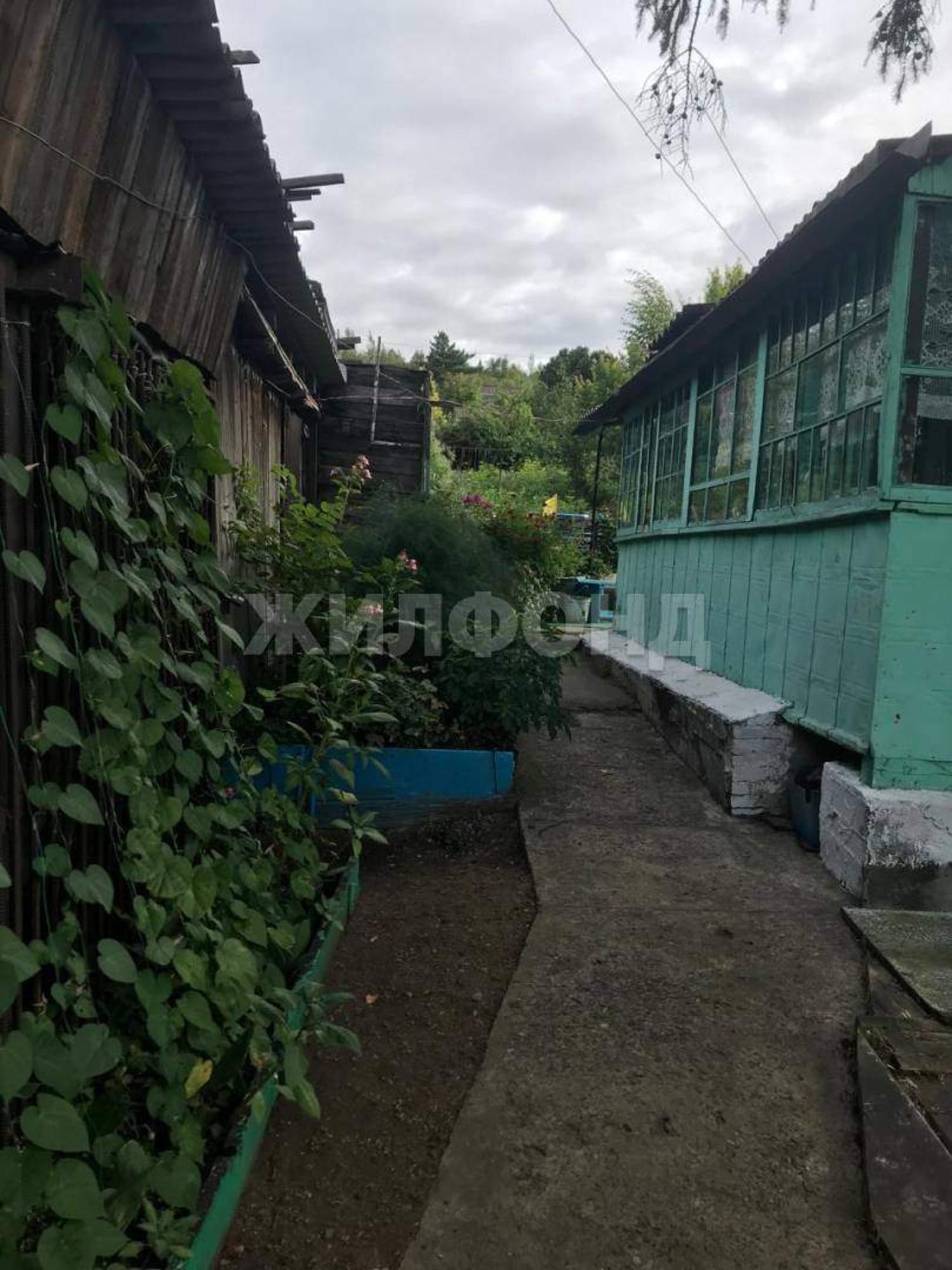 Купить дачу, дом, коттедж за 650 000 рублей на Садовая улица