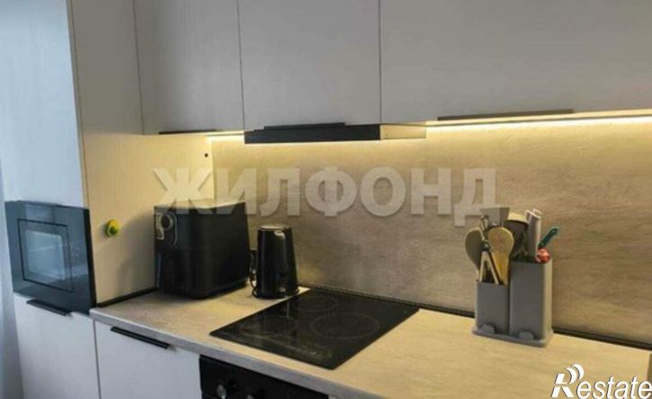 3-комн квартира Пирятинская улица, 17А,  д. 17А