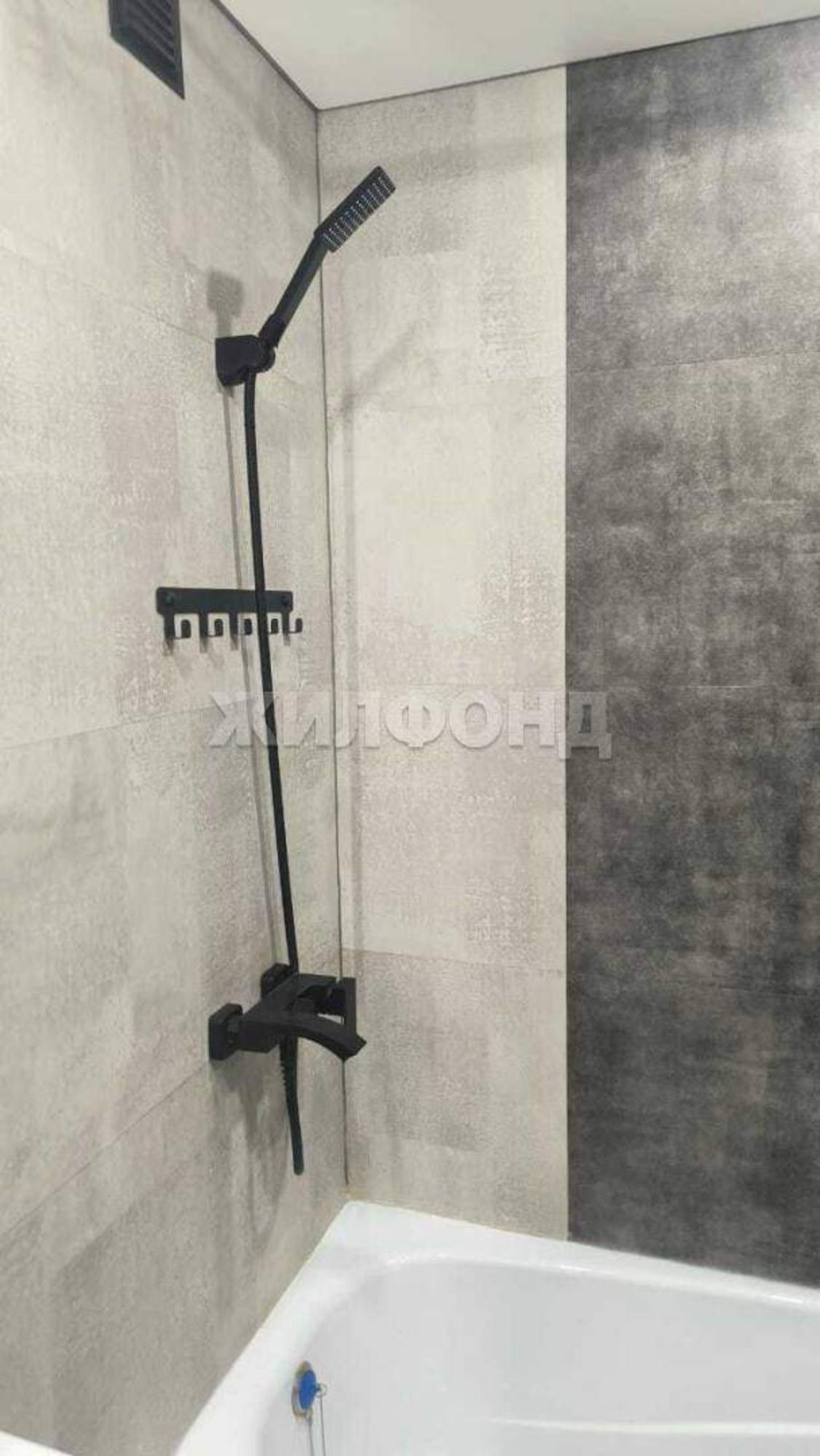 Купить квартиру за 5 600 000 рублей на Пирятинская улица, д.17А