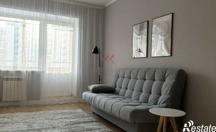 2-комн квартира ул Авиаторов, 10,  д. 10