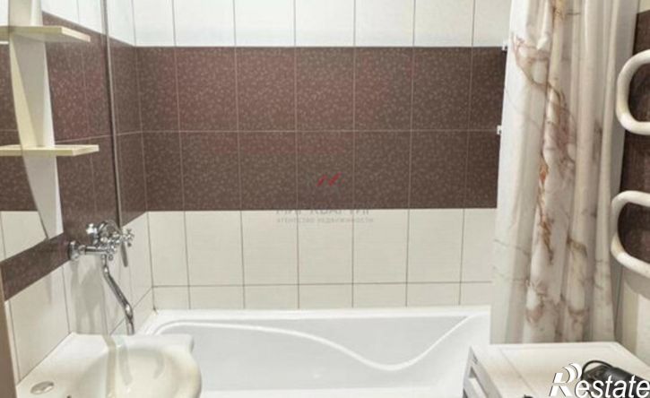 2-комн квартира ул Авиаторов, 10,  д. 10