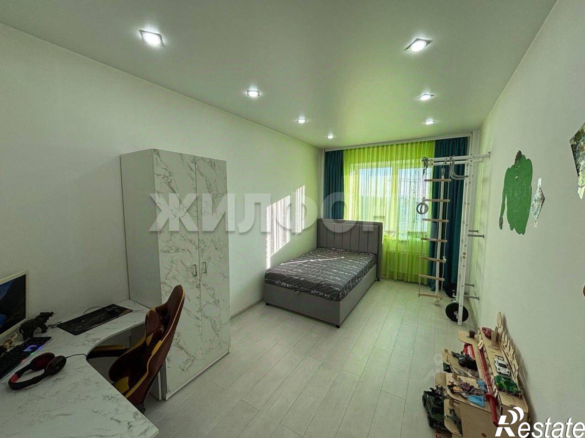 Купить квартиру за 10 000 000 рублей на улица Кирова, 120А