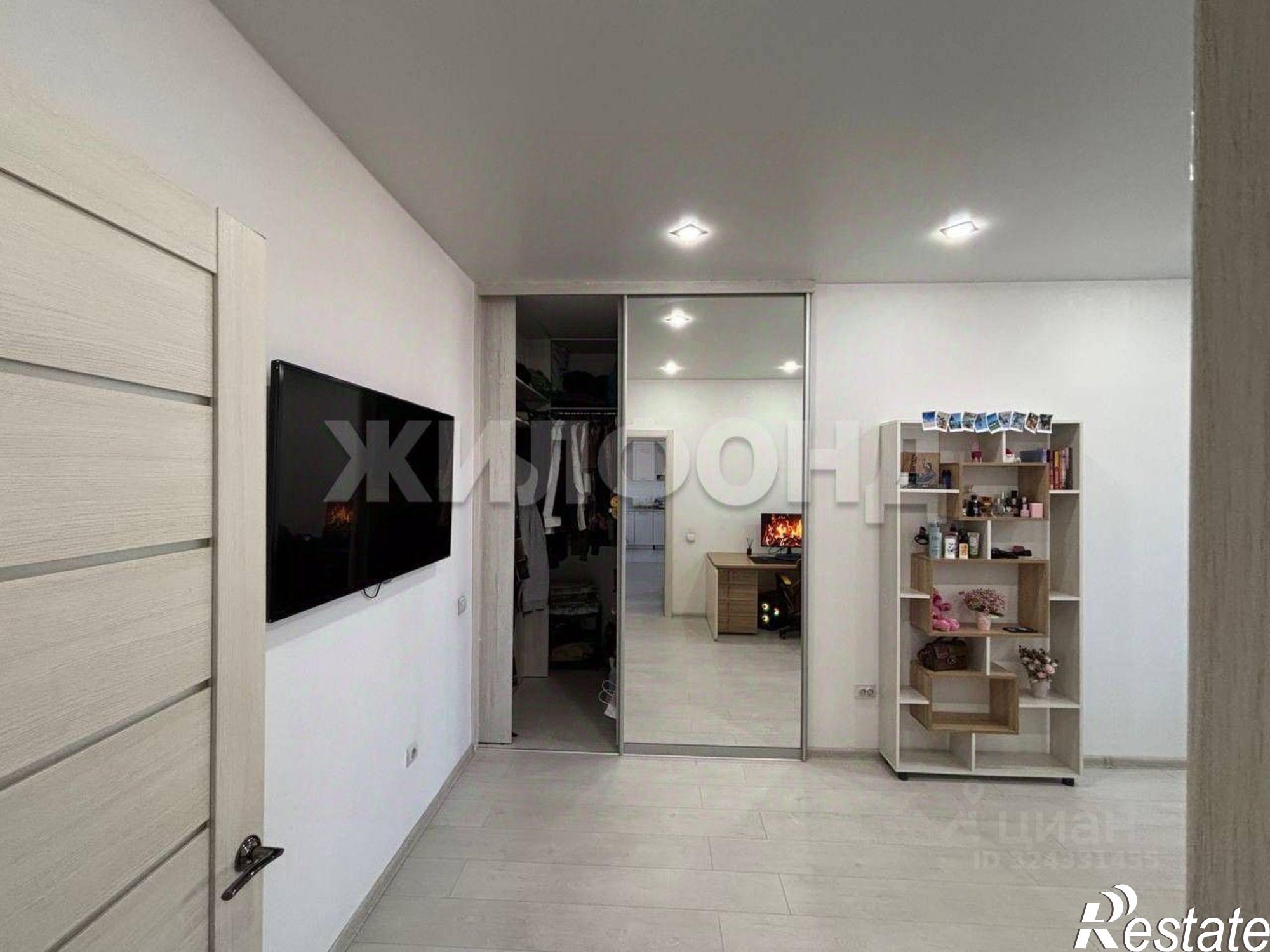 Купить квартиру за 10 000 000 рублей на улица Кирова, 120А