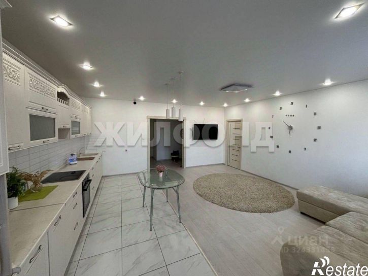 3-комн квартира улица Кирова, 120А,  д. 120А