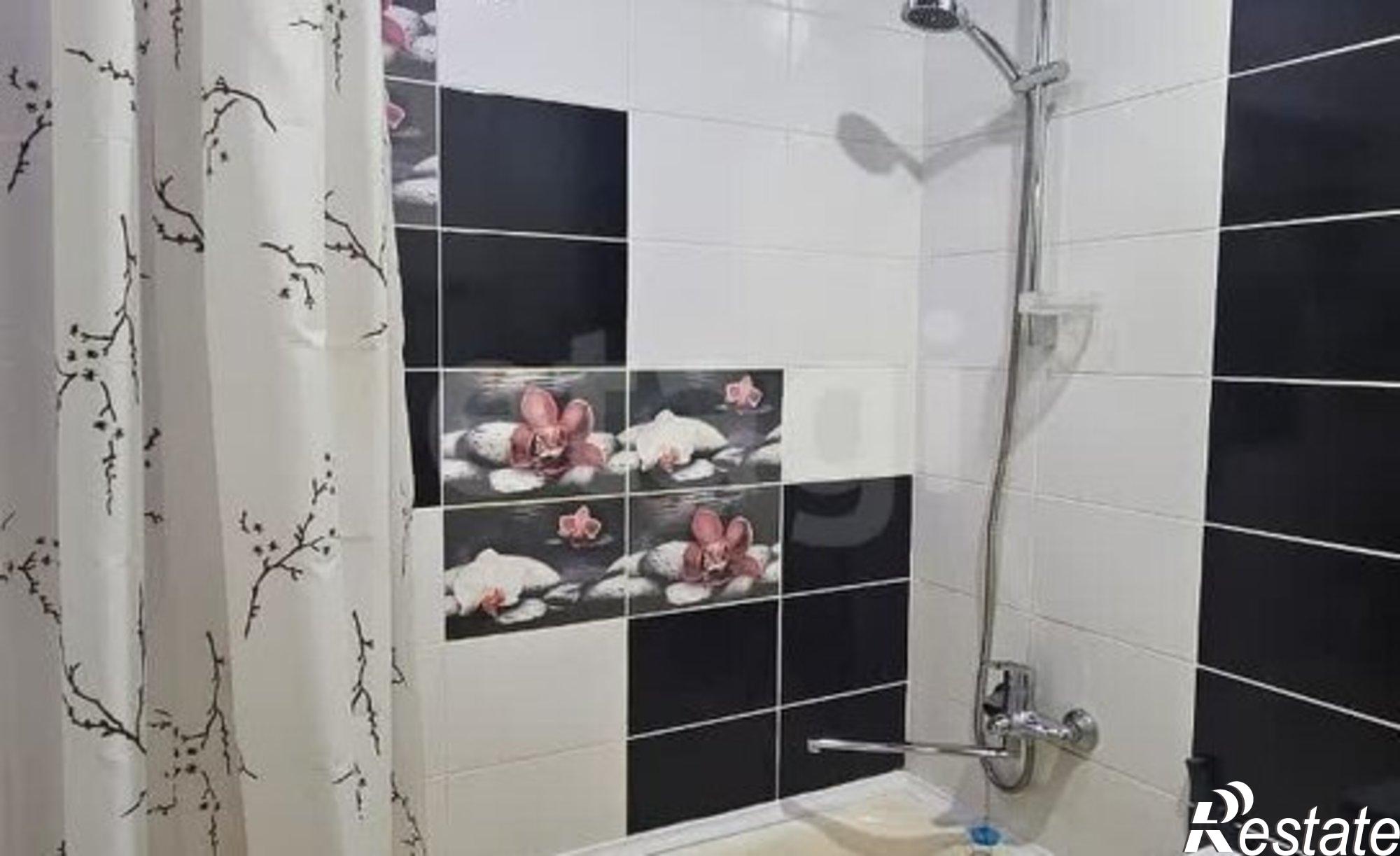 Купить квартиру за 4 100 000 рублей на ул Дзержинского, 183