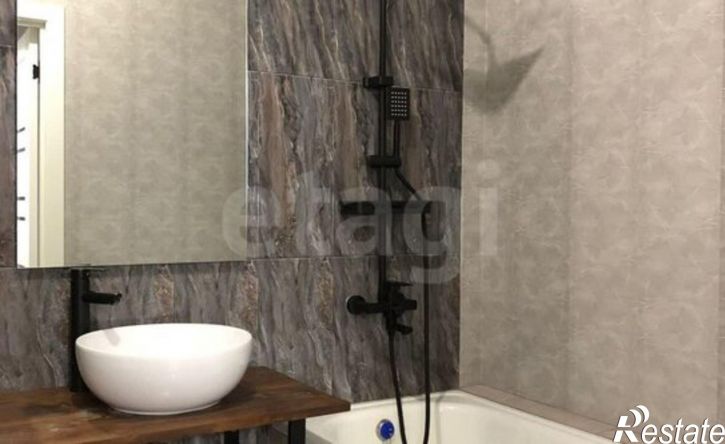 3-комн квартира улица Кирова, 185,  д. 185