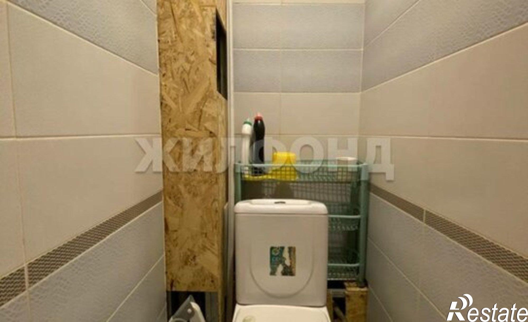 Купить квартиру за 6 100 000 рублей на улица Комарова, 18