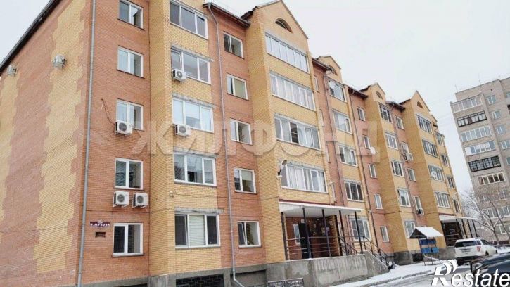 3-комн квартира улица Маршала Жукова, 70А,  д. 70А