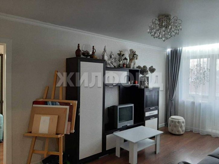 2-комн квартира Крылова улица, д.43