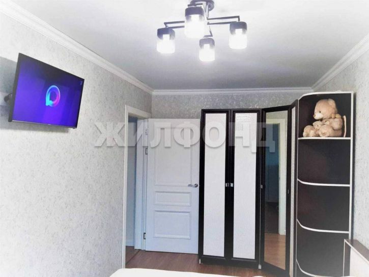 2-комн квартира Крылова улица, д.43